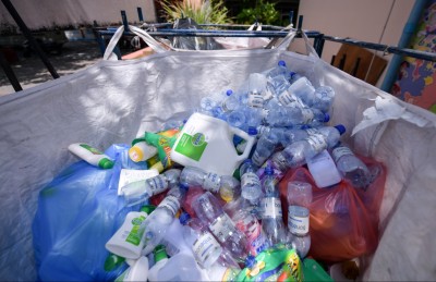 ސިންގަލް ޔޫޒް ޕްލާސްޓިކުގެ ލިސްޓް އިތުރުކުރާ ގާނޫނު ތަސްދީގުކޮށްފި