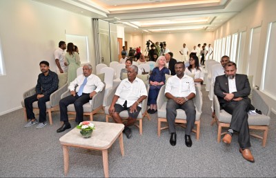 ޓޫރިޒަމްގެ ދެ ބާނީ، އުއްޗު އާއި ޗަމްޕާ އަފީފާ ސާޓާގެ ހާއްސަ އެވޯޑު ހަވާލުކޮށްފި