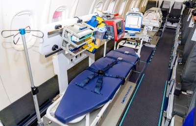 އުރީދޫން އެއާ އެމްބިއުލާންސަށް 16 މިލިއަން ރުފިޔާގެ ސާމާނު ހަދިޔާކޮށްފި