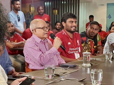 ލިވަޕޫލްގެ ކޯޗު ވަކިކުރުމަށް ރައީސް މައުމޫނު ގޮވާލައްވައިފި