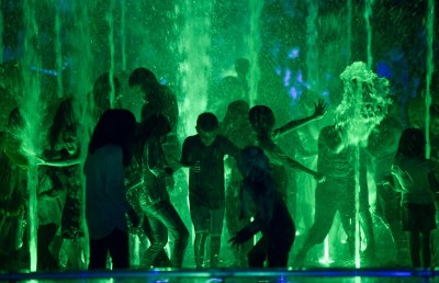 ރާއްޖޭގެ އެންމެ ބޮޑު ފެންއަރުވާ ވަޑާން ހުޅުމާލޭގައި ހުޅުވައިފި