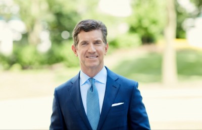 ޖޯންސަން އެންޑް ޖޯންސަންގެ ސީއީއޯ އެޕަލް އަށް