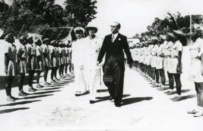 ރަސްކަން ޖުމްހޫރިއްޔަތަކަށް ބަދަލުކޮށްލީ 48 ގަޑިއިރުން