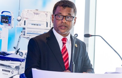 އުރީދޫން އެއާ އެމްބިއުލާންސަށް 16 މިލިއަން ރުފިޔާގެ ސާމާނު ހަދިޔާކޮށްފި