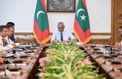 ޖުމްހޫރީ ދުވަހާ ގުޅުވައިގެން ނޮވެމްބަރު 10 ބަންދުކޮށްފި