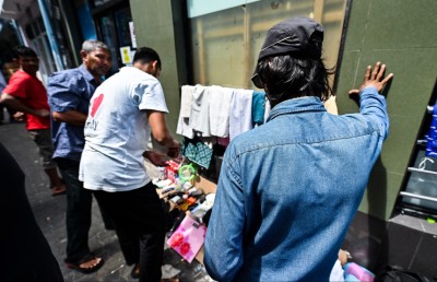 މި ބާޒާރުގައި "ހަމަ" އެއް ކަމެއް ވެސް ނެތް