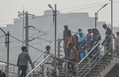 ދުން ބޯވުމުން ނިއު ދިއްލީގެ ސްކޫލްތައް ބަންދުކޮށްފި