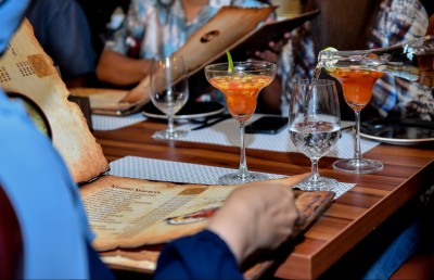 އިންޑިއާގެ ރެސްޓޯރެންޓް ޗެއިން "ނަގާސް" ރާއްޖެ އަށް