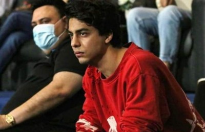 ޝާހްރުކްގެ ދަރިފުޅު އަރިއަންގެ ބޮޑީގާޑަކަށްވާން އެތައް ހުށަހެޅުމެއް