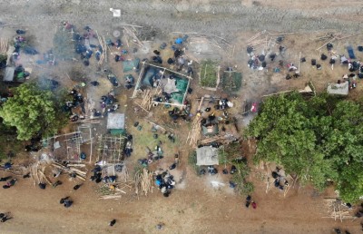 ވިލާތުން ބެލަރޫސް އަށް ދަތިކުރުމުގެ އިތުރު ފިޔަވަޅުތަކެއް އަޅަނީ