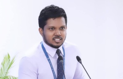 ޒިޔާ މަޖިލީހުން ވަކިކޮށްފި، ތުހުމަތުތަކާ އެކު މައްސަލަ ޓްރައިބިއުނަލަށް