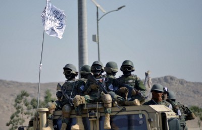 ތާލިބާނުންގެ އަސްކަރީ ދައްކާލުމެއް ބާއްވައިފި