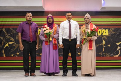 ބަނޑިދޫ ސްކޫލްގެ 2019، 2020 ވަނަ އަހަރުގެ އެންމެ މޮޅު ދަރިވަރުންނަށް މުނީޒާ އާއި ރަޝްފާ