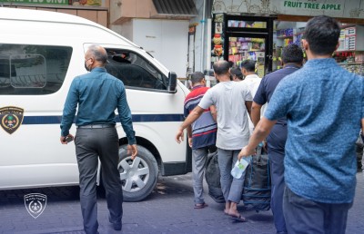 ހުޅުމާލޭ ރަށު މާރުކޭޓުން ގަވާއިދާ ހިލާފު 23 ބިދޭސީން އަތުލައިގެންފި