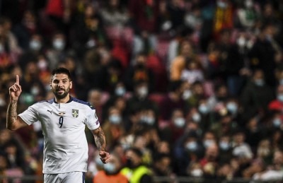 ސާބިއާ އިން ރޮނާލްޑޯގެ ޕޯޗުގަލް ހިތްދަތިކޮށްލައިފި