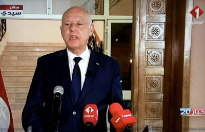 ތޫނިސްގައި ސިޔާސީ ހަމަނުޖެހުން އިތުރުވަނީ