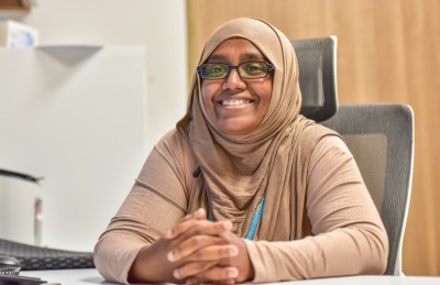 ޑރ. ސަމާހަތު: ކުޑަކުދިންގެ އެންމެ މުހިއްމު އެއް ދާއިރާގެ ފުރަތަމަ ސްޕެޝަލިސްޓް