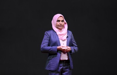 އިންޑިއާއަށް ކަނޑައަޅާ ސަފީރަކަށް އަޒީމާ އައްޔަން ކުރަން މަޖިލީހުން ފާސްކޮށްފި