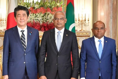 ޖަޕާނުގެ ކުރީގެ ބޮޑުވަޒީރުގެ ޖަނާޒާގައި ބައިވެރިވުމަށް މިނިސްޓަރު ޝާހިދު ޖަޕާނަށް