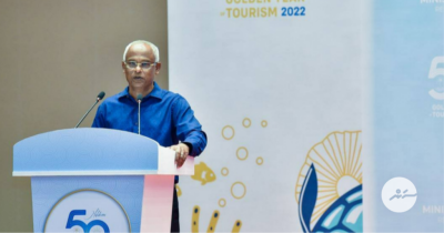 ޓޫރިޒަމްގައި ދިވެހިންނަށް ފުރުސަތު އެބައޮތް، އެކަމަކު ބޭރުމީހުންނާ ވާދަކުރަން ޖެހޭނެ: ރައީސް