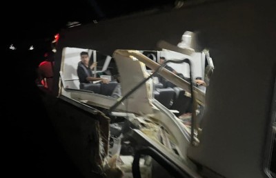 ދެ ލޯންޗު ޖެހި ހިނގި އެކްސިޑެންޓުގައި 12 މީހަކަށް އަނިޔާވި: ޕޮލިސް