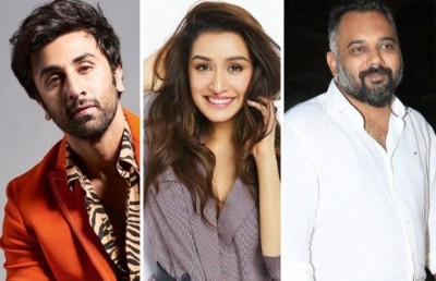 ރަންބީރާއި ޝްރަދާގެ ފިލްމަށް އަދިވެސް ދިގު އިންތިޒާރެއް ކުރަން ޖެހޭނެ