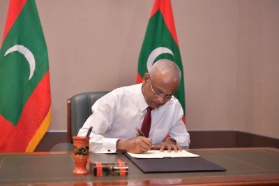 ގްރީން ޓެކްސް އަލުން ނަގަން ފާސްކޮށްފައިވާ ބިލް ރައީސް ތަސްދީގުކުރައްވައިފި