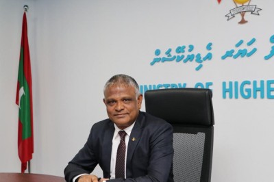 ރާއްޖޭގެ ޒުވާން އާބާދީގެ ބޭނުން ފުރިހަމަގޮތުގައި ހިފުމަށް ހަޔާ އެޑިއުކޭޝަން މިނިސްޓަރު ގޮވާލައްވައިފި