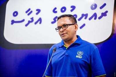 ދެން އަޅުގަނޑު ހަވާލުވާން އޮތީ ރާއްޖޭގެ ރައީސުލްޖުމްހޫރިއްޔާގެ މަގާމާ: ކާނަލް ނާޒިމް