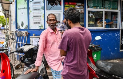 އުފާވެރި ފޮޓޯގަނޑެއް، އެކަމަކު ހާލު ކިހިނެއް؟