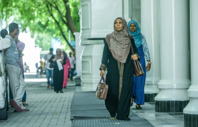 ހުރިހާ ސިވިލް ސާވަންޓުންނާއި ޝަރުއީ ދާއިރާގެ މުވައްޒަފުންގެ މުސާރަ ބޮޑުކުރަން ބަޖެޓުގައި ހިމަނައިފި