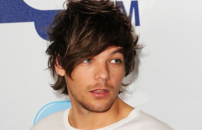 ކުރީގެ ބޭންޑް "ވަން ޑިރެކްޝަން" ގެ މެމްބަރަކަށް ރެކޯޑެއް