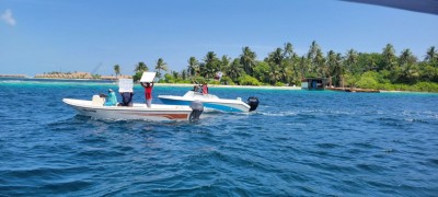 ހުޅިދޫ އަނބުރާ ދިނުމަށް އެދި ވ. އަތޮޅު ރައްޔިތުން ކަނޑުމަތީގައި އަޑުއުފުލައިފި