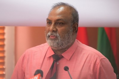 "މާލޭގެ އެއްވެސް ތަނެއްގައި މަގުތަކަށް ޚާއްސަ ގަހެއް ނެތް"