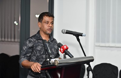 ސަރުކާރުގެ ސިޔާސަތަކީ އަމިއްލަ ތަންތަން ކުރިއަރުވަން އެހީވުން: މިނިސްޓަރު