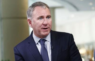 އެމެރިކާގެ ފުރަތަމަ ގާނޫނުއަސާސީގެ އޮރިޖިނަލް ކޮޕީއަކަށް ނީލަމެއްގައި ރެކޯޑް އަގެއް