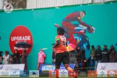ކްލިކަށް ބޮޑު މޮޅެއް، ސައިރިކްސް އަތުން އެފްއެޗްއެސްއަށް ފުރަތަމަ މޮޅު