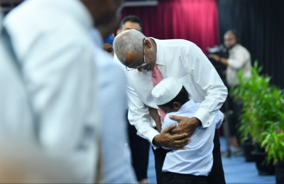 ހާއްސަ އެހީއަށް ބޭނުންވާ މީހުންގެ އިނާޔަތް 5،000ރ. އަށް ބޮޑުކުރަން ރައީސަށް ހުށަހަޅަނީ