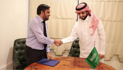ނޫސްވެރިންގެ އެވޯޑް، ފުރަތަމަ ފަހަރަށް ބޭރުގެ އެމްބަސީއަކުން ސޮޕޮންސާ ކޮށްފި
