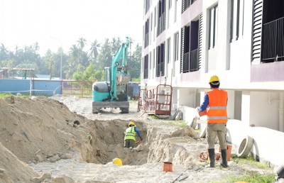 ހިޔާގައި ފެނުގެ މެއިންޓަނަންސް މަސައްކަތެއް ކުރެވޭނީ ފްލޯއިން އެއްކޮށް ފެން ކަނޑާލައިގެން