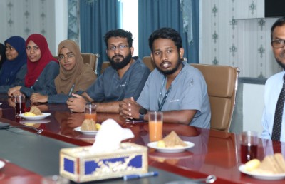 ދިވެހި ސްޕެޝަލިސްޓުންނަށް އާއްމުންގެ އިތުބާރު ބޮޑު: ނާޒިމް