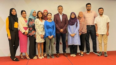ހަންގޭރީ ސަރުކާރުންދޭ ސްކޮލާޝިޕަށް ކުރިމަތި ލުމުގެ ފުރުސަތު ހުޅުވާލައިފި