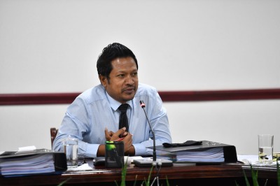 ދައުލަތަށް ލިބެންޖެހޭ ބައި ސެންޓެއް ވެސް ހޯދަން ނޫޅެ ޖީއެސްޓީ ބޮޑުކުރާތީ ކަންބޮޑުވޭ: އިންތި