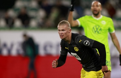 ބުންޑެސްލިގާގައި އެންމެ އަވަސް 50 ލަނޑުގެ ރެކޯޑް ހާލަންޑަށް