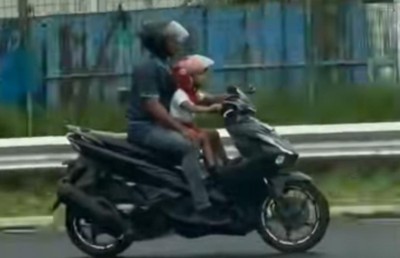 ކުޑަކުއްޖެއްގެ އަތަށް ސައިކަލުގެ ހުންގާނު ދިން މީހާ ޖޫރިމަނާކޮށް، އުޅަނދު ހިފަހައްޓައިފި