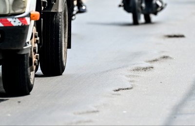 އަމީނީ މަގުގެ ތާރުގަނޑުގެ ހަލާކުވެ ނުރައްކާ ހާލަތަކަށް