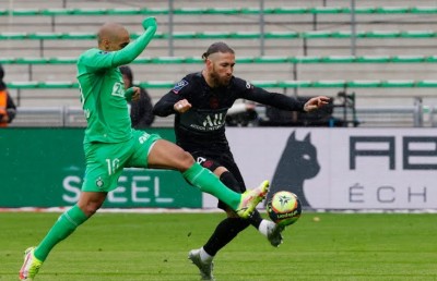 ނޭމާއަށް އަނިޔާވެ ދުވަސްތަކަކަށް ކުޅުމާ ދުރަށް