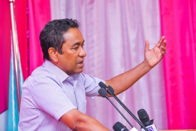 ބޮޑެތި މަޝްރޫޢުތައް ހިންގާކަށް މި ސަރުކާރަކަށް ވަގުތެއްނެތް: ރައީސް ޔާމީން