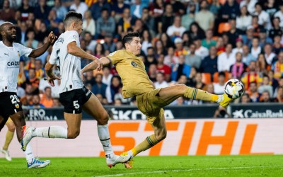 އިތުރު ވަގުތުގެ ތެރޭގައި ލެވަންޑޯސްކީ ބާސާ މޮޅުކޮށްދީފި