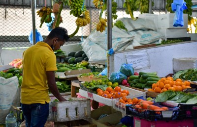 ދިވެހިންގެ ނިވަލުގައި ބިދޭސީން ވިޔަފާރިކުރުން ހުއްޓުވާ ބިލު ފާސްކޮށްފި